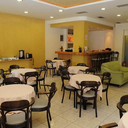 Hotel Pantheon Markopoulo Mesogaias